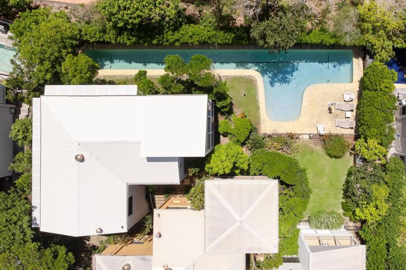 Tranquil Treetop Retreat with Pool and Ocean Views - image 16