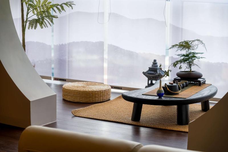 Hutu Dispersed Designer Homestay - image 13