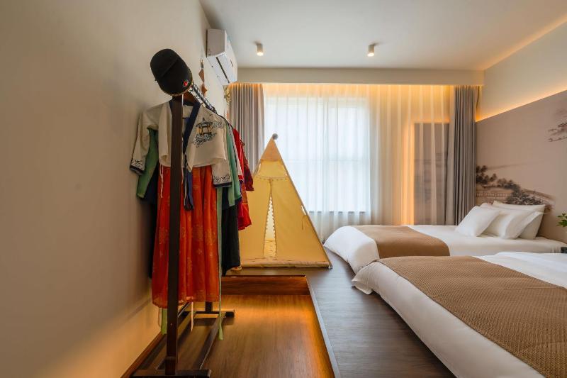 Hutu Dispersed Designer Homestay - image 16