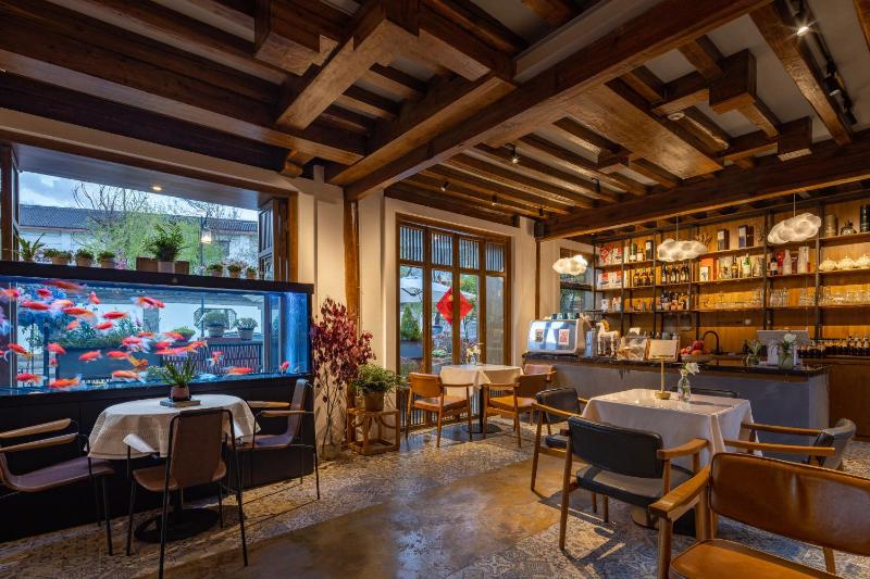 Lijiang Gone With Wind Hotel - image 41