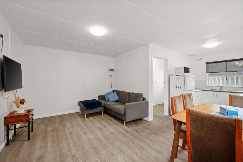 Phillip Island Cottages - image 8