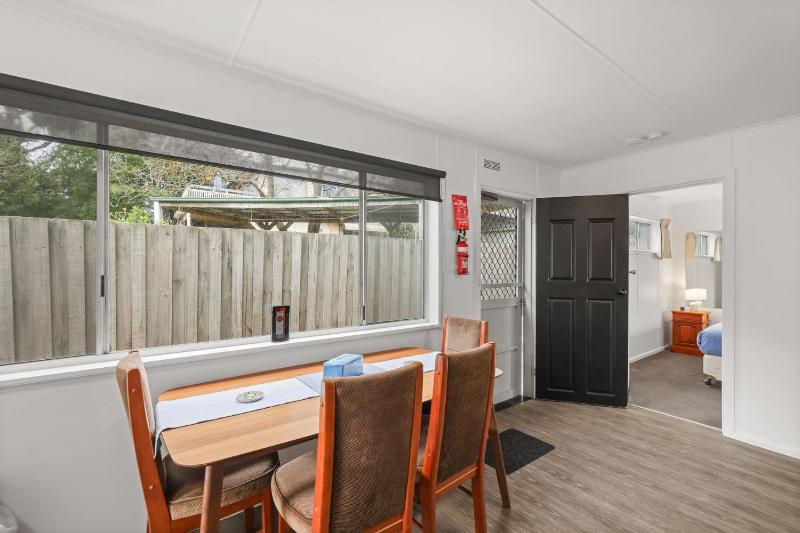Phillip Island Cottages - image 28