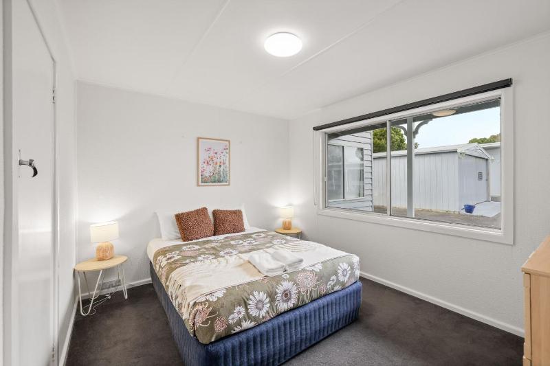 Phillip Island Cottages - image 35