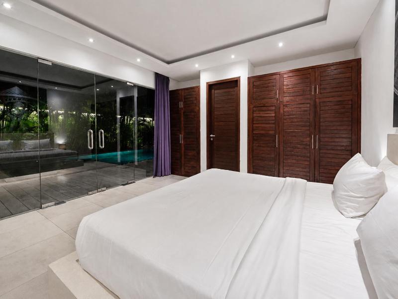 Villa Juna Serene 3BR Hideaway Seminyak - image 8
