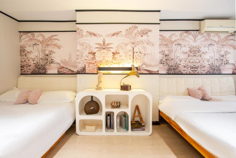 Hutu Dispersed Designer Homestay - image 2