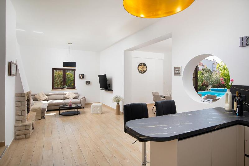 Villa Andrija Family Dream with heated pool at the sea with beautiful garden outside cinema and kids playground - image 42