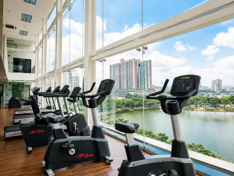 REST & GO Wifi -NO TV & WASHER - Setapak Central Mall - image 6