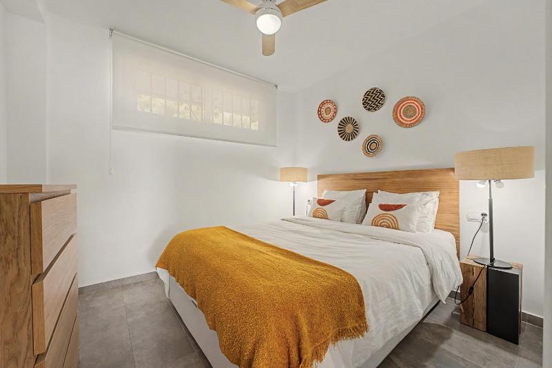 Bonito apartamento vistas al Mar - image 12