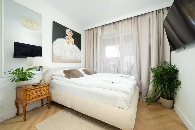 RentPlanet - Apartament Wilanów - image 5
