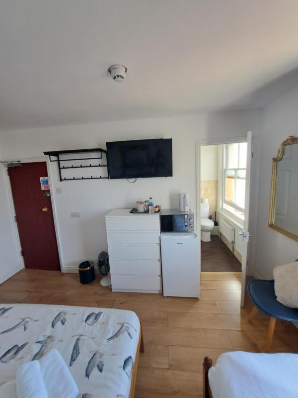 The West Pier Residence - image 39