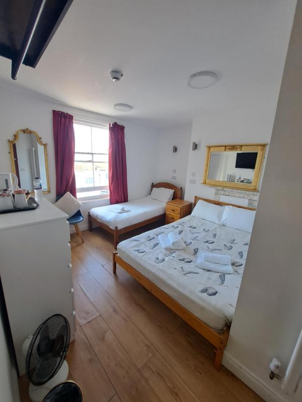 The West Pier Residence - image 42