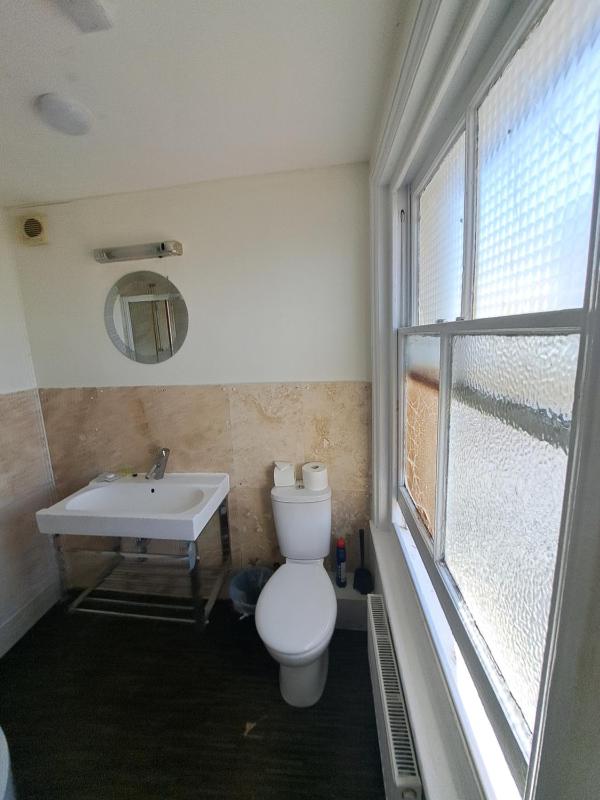 The West Pier Residence - image 41