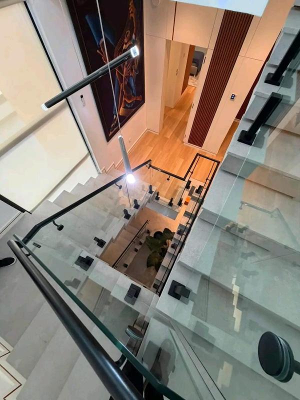 Luxury Executive Residence - image 11