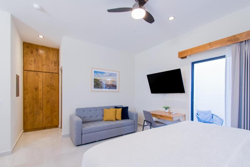 Josefa Suites - image 20