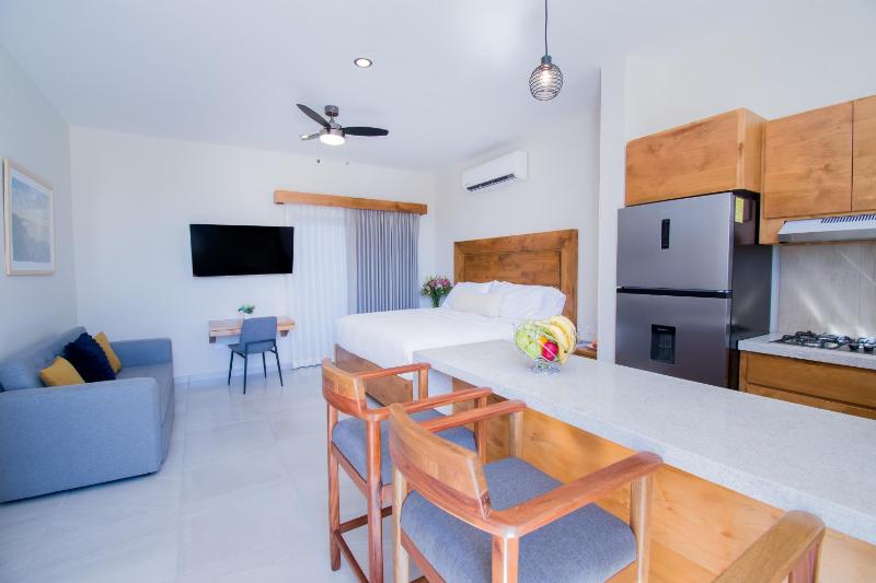 Josefa Suites - image 18