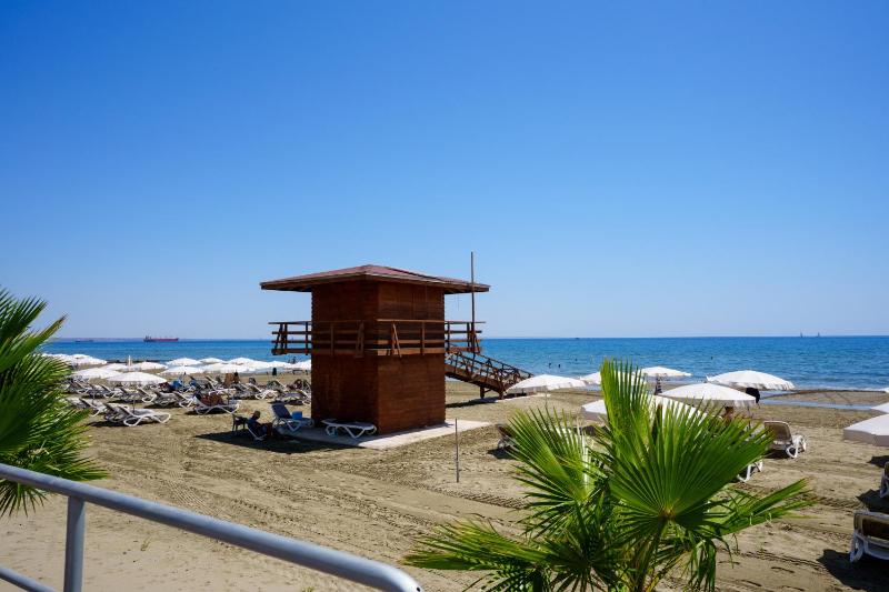 Dinglis Beach Hotel Apartments - image 7