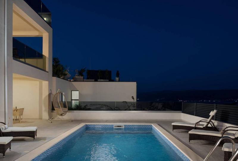 Villa Palm Bay 2 heated pool - 10 m from the sea - image 23