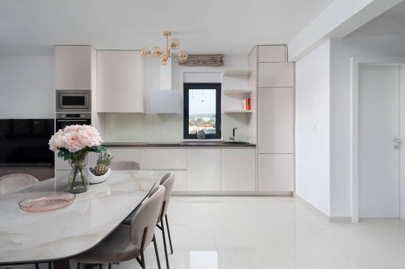NEW ! Villa Palm Bay 1 & 2 with two heated pool - near sea - image 46