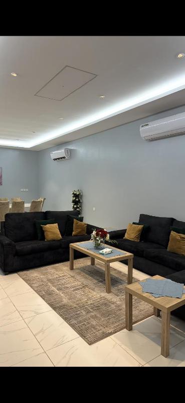 شالية بحديقة خارجية - image 2