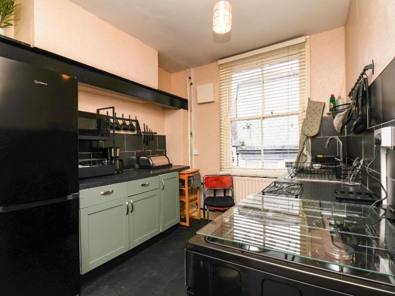 74 Trafalgar Square La Maisonette - image 5