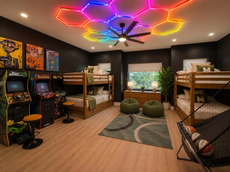 Luxury Tampa Retreat Pool Spa Sauna and More. Sleeps 20 Plus - image 44