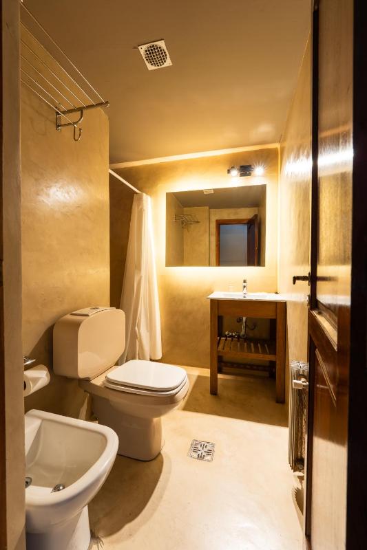 Tunqueley Hotel - image 32