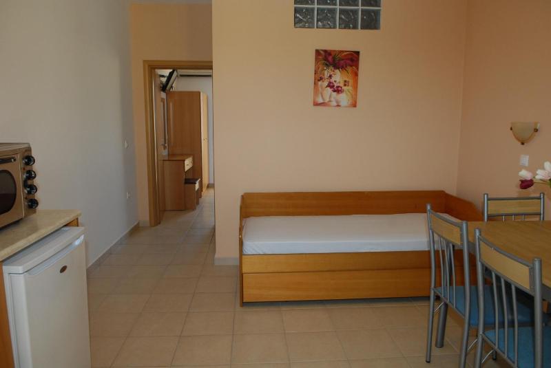 Barbie Hotel Apartments - image 2