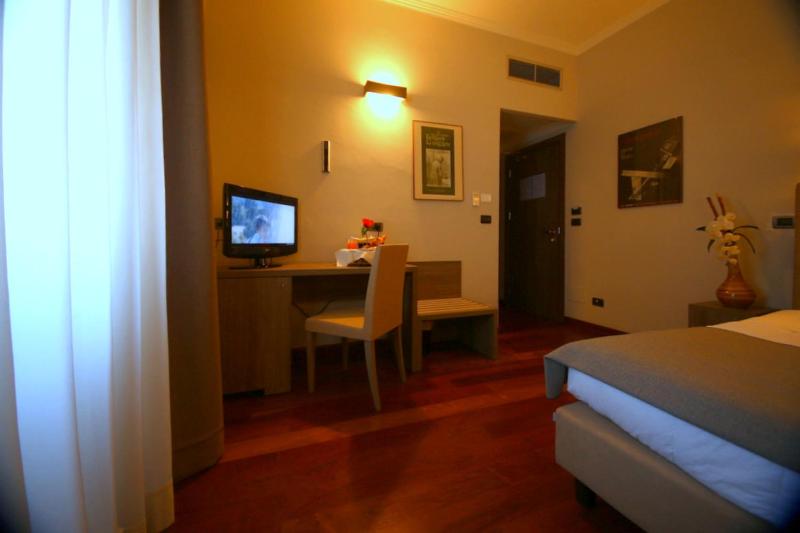 Superior Single Room image 4