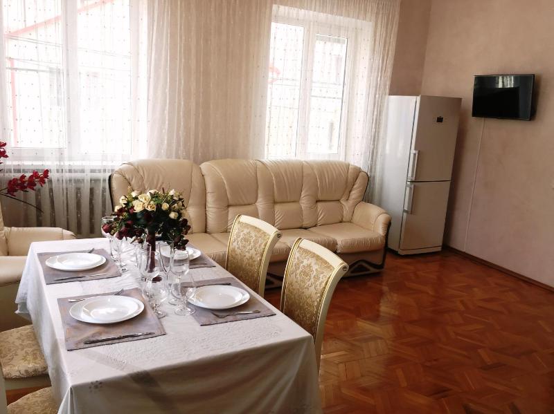 Family Room with Private Bathroom image 1