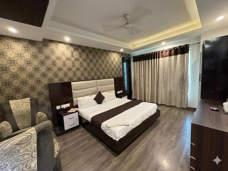 Hotel Rajpath Residency 2 Min Walk From Kaushambi Metro Station 3-star hotel Kaushambi Ghaziabad - image 17