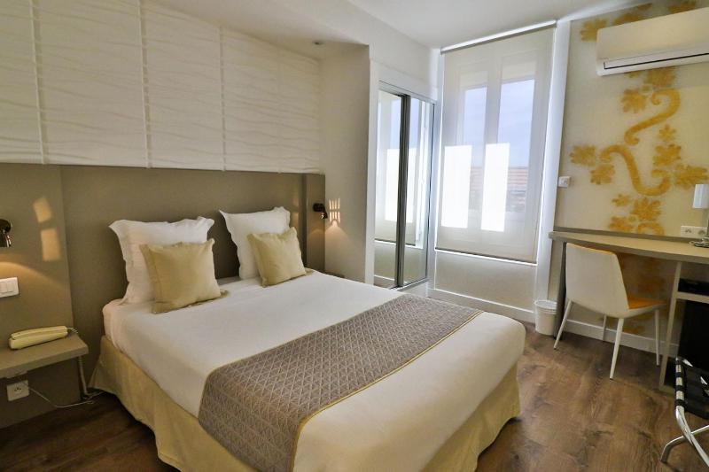 Hôtel Provençal - image 19