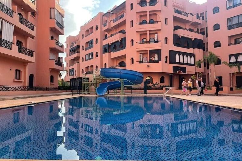 Luxury 2 and 3 bedroom Appartements Premium Stay With Pools - image 11