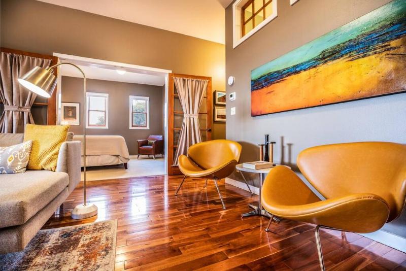 Exquisite One of a Kind Property in Downtown SLC - image 7