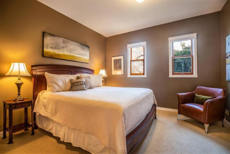 Exquisite One of a Kind Property in Downtown SLC - image 24