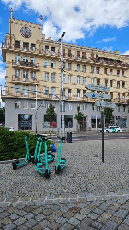 110m2 Old Town Apartment on Danube Promenade 3BR 2BA Up to 9 Guests - image 14