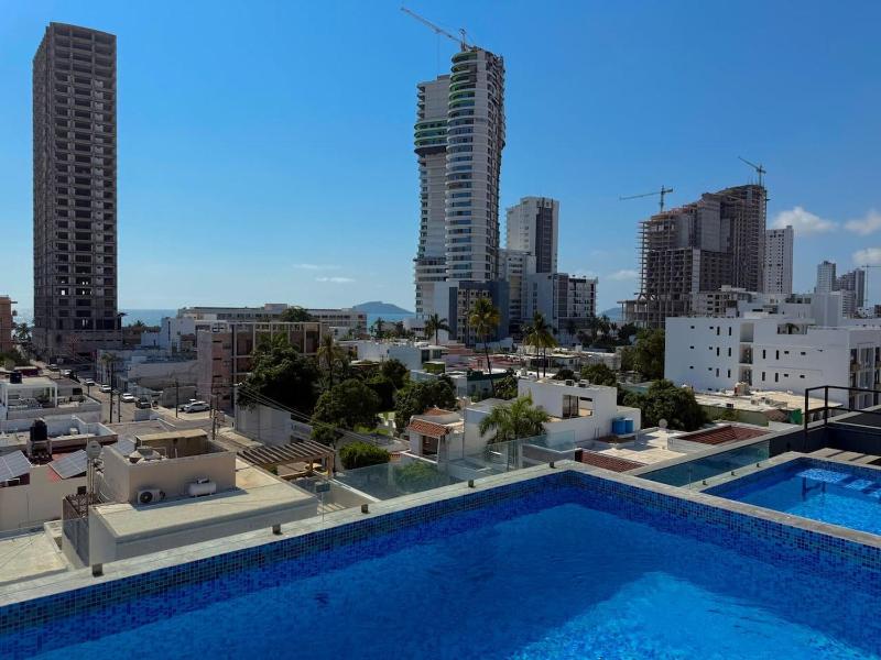 Cerca de la Playa con Alberca en Roof By GPSRenta - image 46