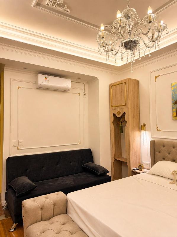 Palacio Salvo - Vista a Plaza Independencia - image 3