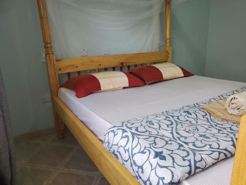 Tol Polo Suites - image 4