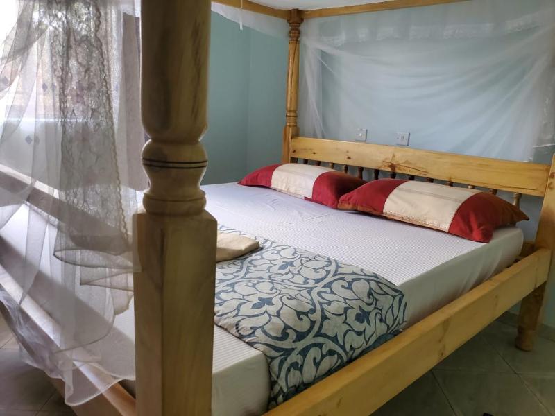 Tol Polo Suites - image 3