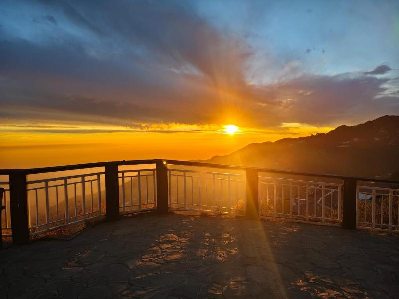 Around Stays-Oslo Mussoorie Near Mall Road - image 2