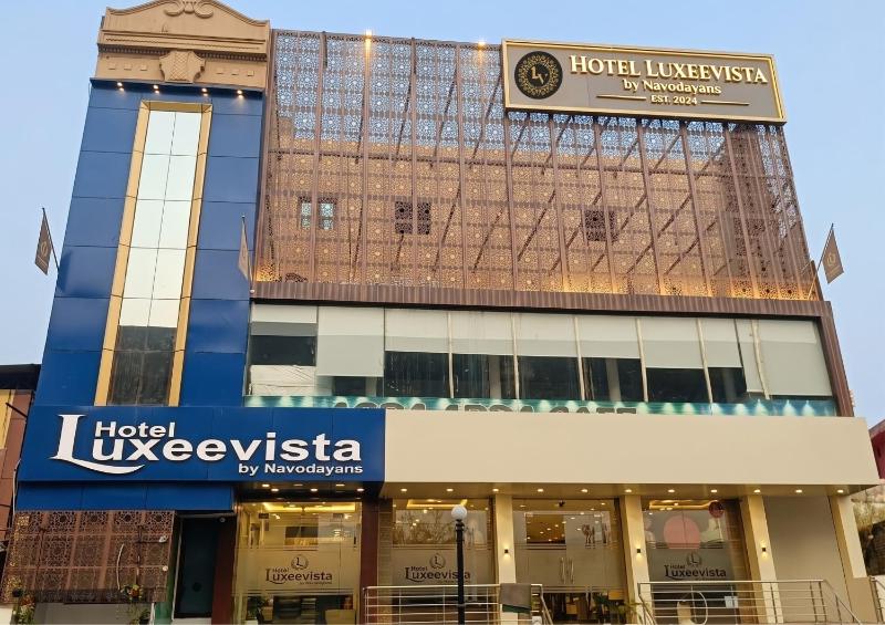 Hotel Luxeevista By Navodayans Agra - image 6