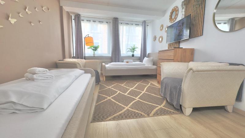 Comfort Suite 3 Zimmer Mitte - image 24