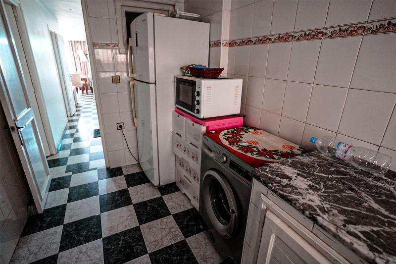 Charming 2-Bedroom Apartment with Direct sea view in Martil - image 7