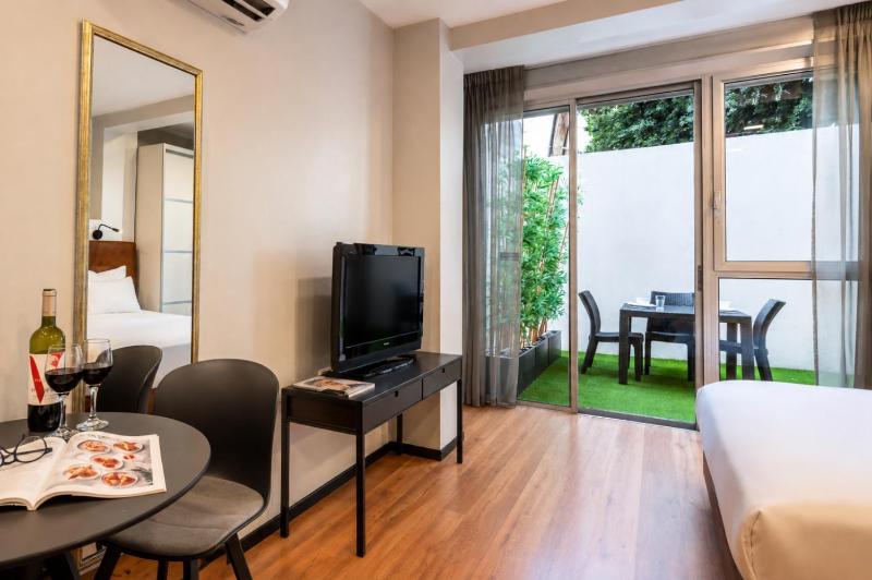 Sea Land Suites - by Echo Hotels - image 12