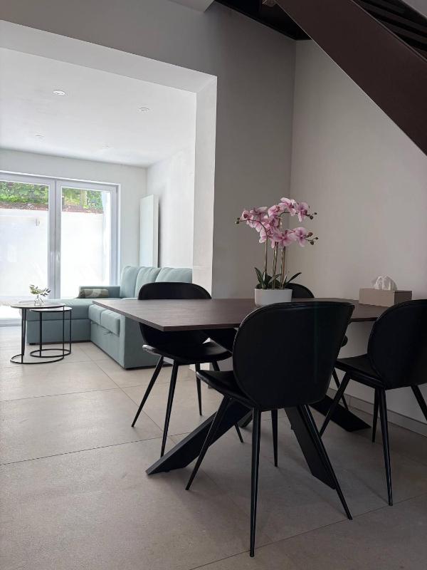 Luxurious and beautiful app in Brussels - image 15