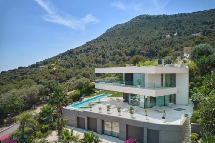 PLEASE READ HOST PROFILE BEFORE RESERVATION - Luxurious Villa Beusoleil Monaco 10-Minute Walk from Monte-Carlo Casino - image 1