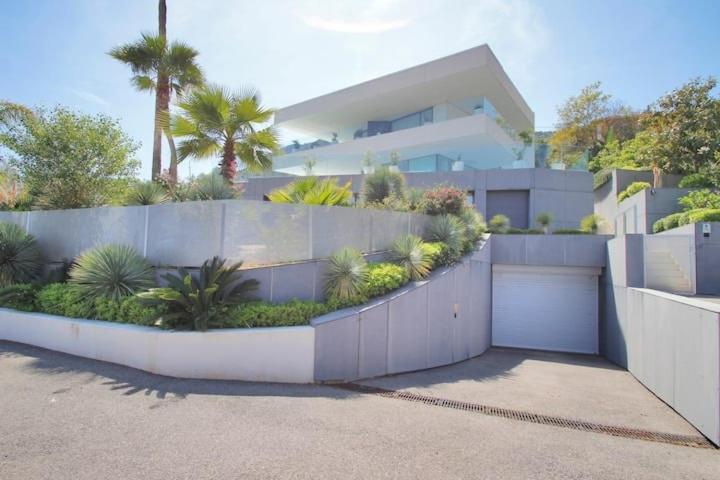 PLEASE READ HOST PROFILE BEFORE RESERVATION - Luxurious Villa Beusoleil Monaco 10-Minute Walk from Monte-Carlo Casino - image 19