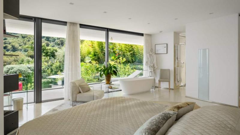 PLEASE READ HOST PROFILE BEFORE RESERVATION - Luxurious Villa Beusoleil Monaco 10-Minute Walk from Monte-Carlo Casino - image 30
