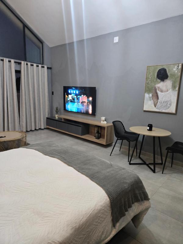 WeThusi-stream 1 bed - image 14