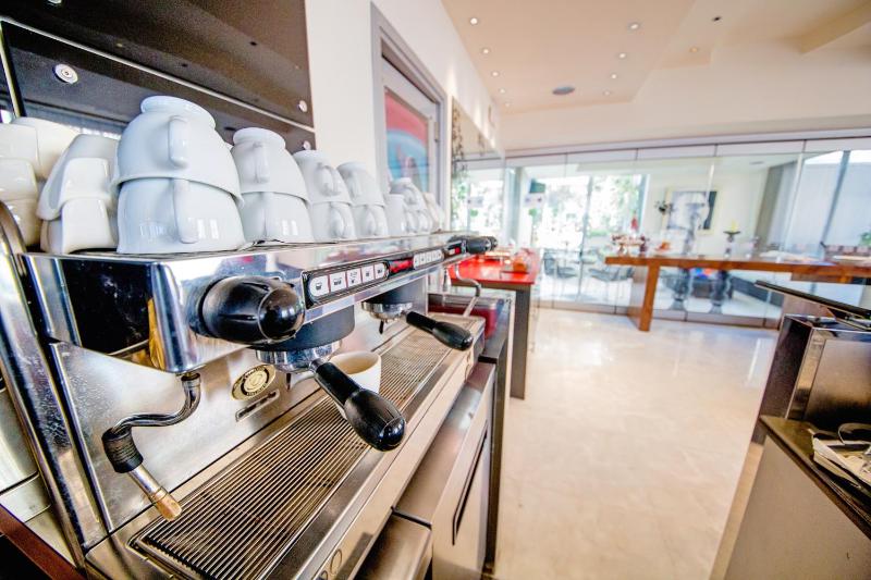 Comfy Boutique Hotel - image 16